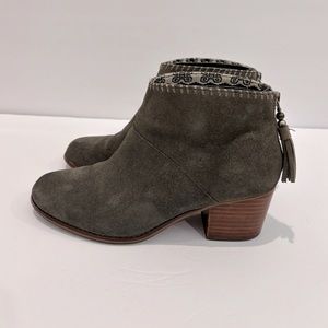TOMS Women's Leila Tassel Zip Ankle Block Heel Booties Comfy Boho‎ Shoe Size 8